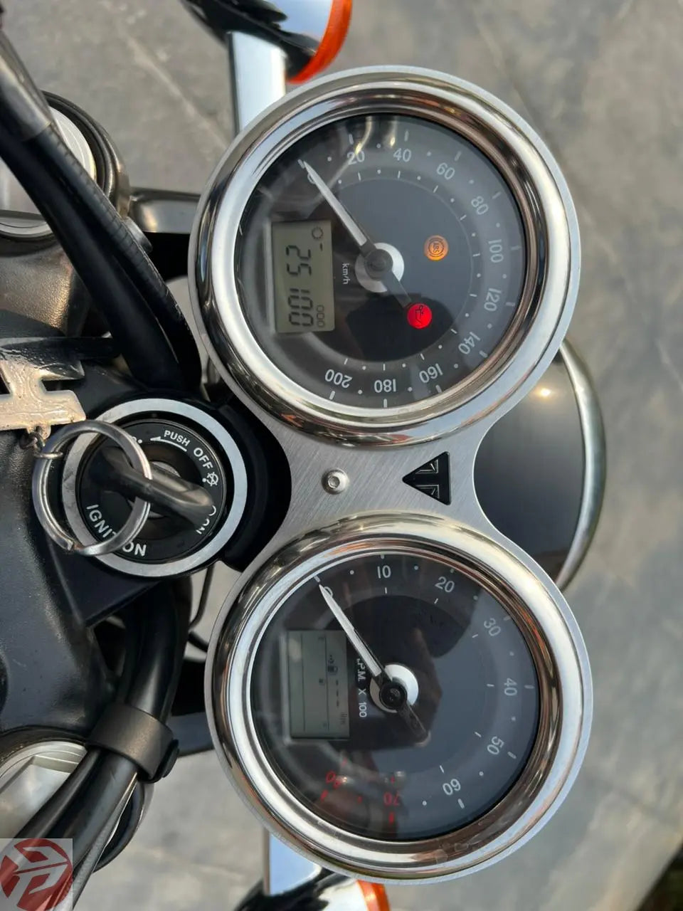 Triumph Bonneville T100 (2018 HR Registered) For Sale Pathpavers Garage