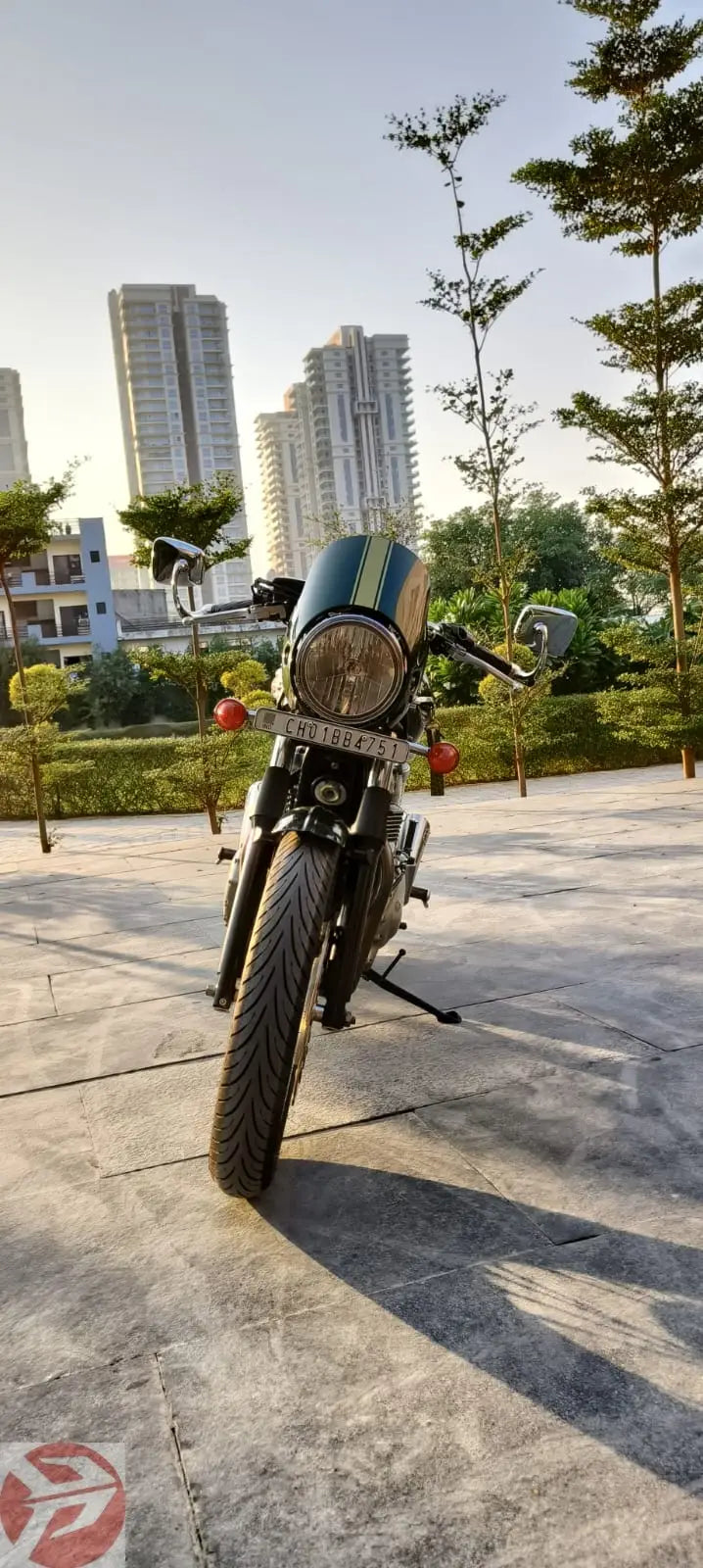 Triumph Thruxton 900 (2015 - Chandigarh Registered) For Sale