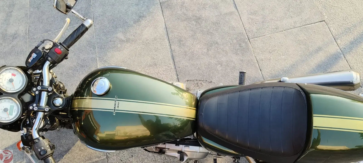 Triumph Thruxton 900 (2015 - Chandigarh Registered) For Sale