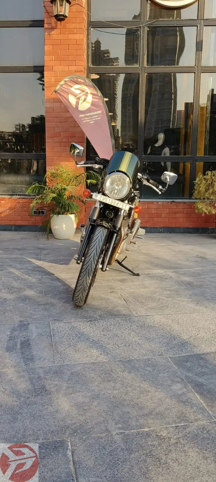 Triumph Thruxton 900 (2015 - Chandigarh Registered) For Sale