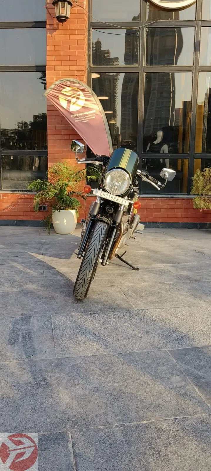 Triumph Thruxton 900 (2015 - Chandigarh Registered) For Sale