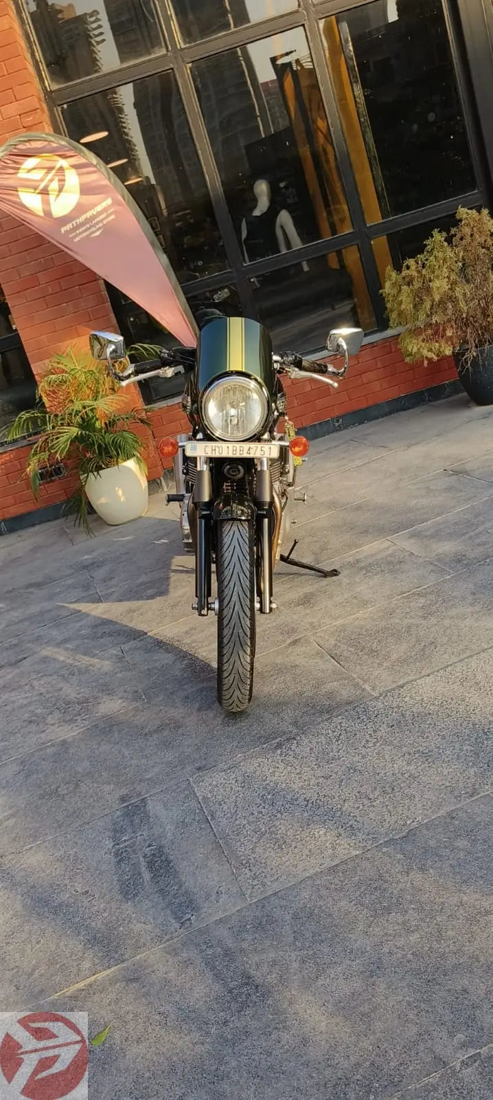 Triumph Thruxton 900 (2015 - Chandigarh Registered) For Sale