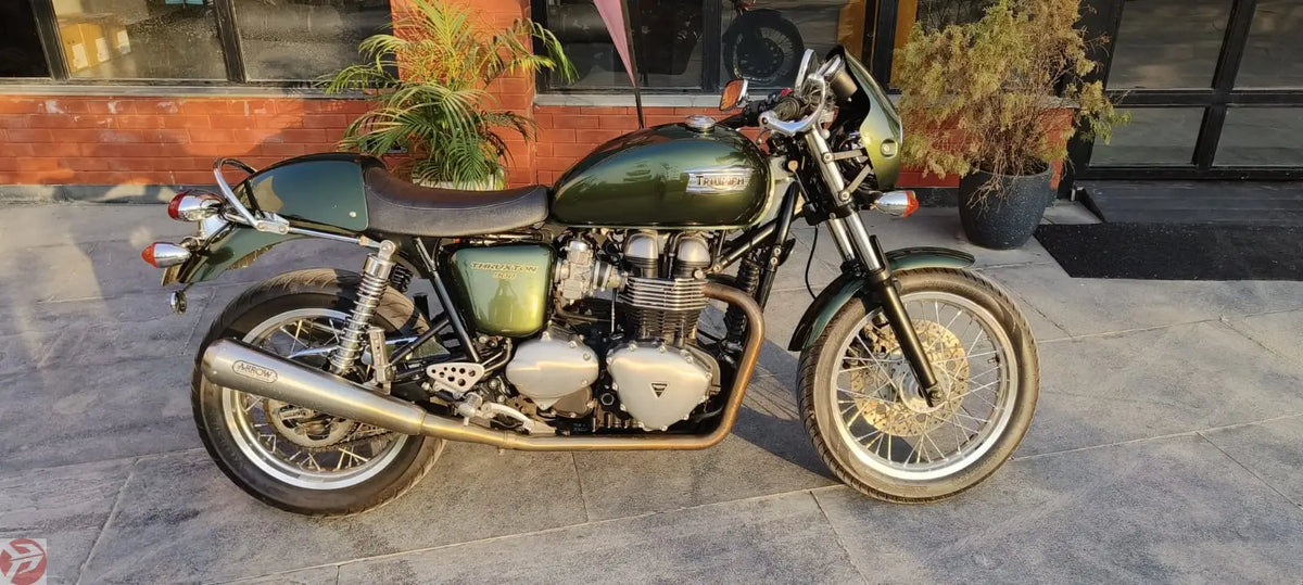 Triumph Thruxton 900 (2015 - Chandigarh Registered) For Sale