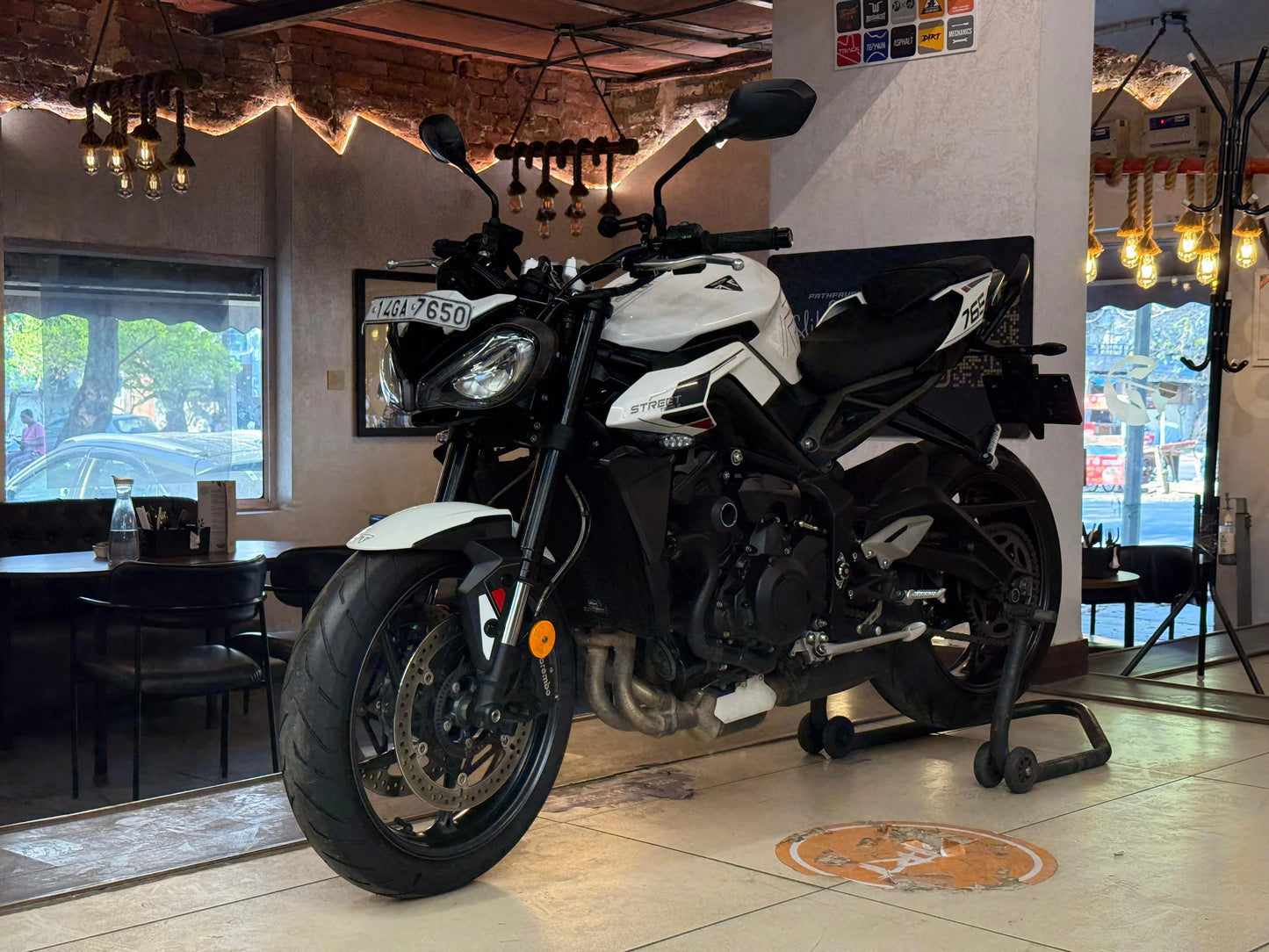 Triumph Street Triple 765 R- 2023 White (U.P Registered for Sale) Pathpavers Garage