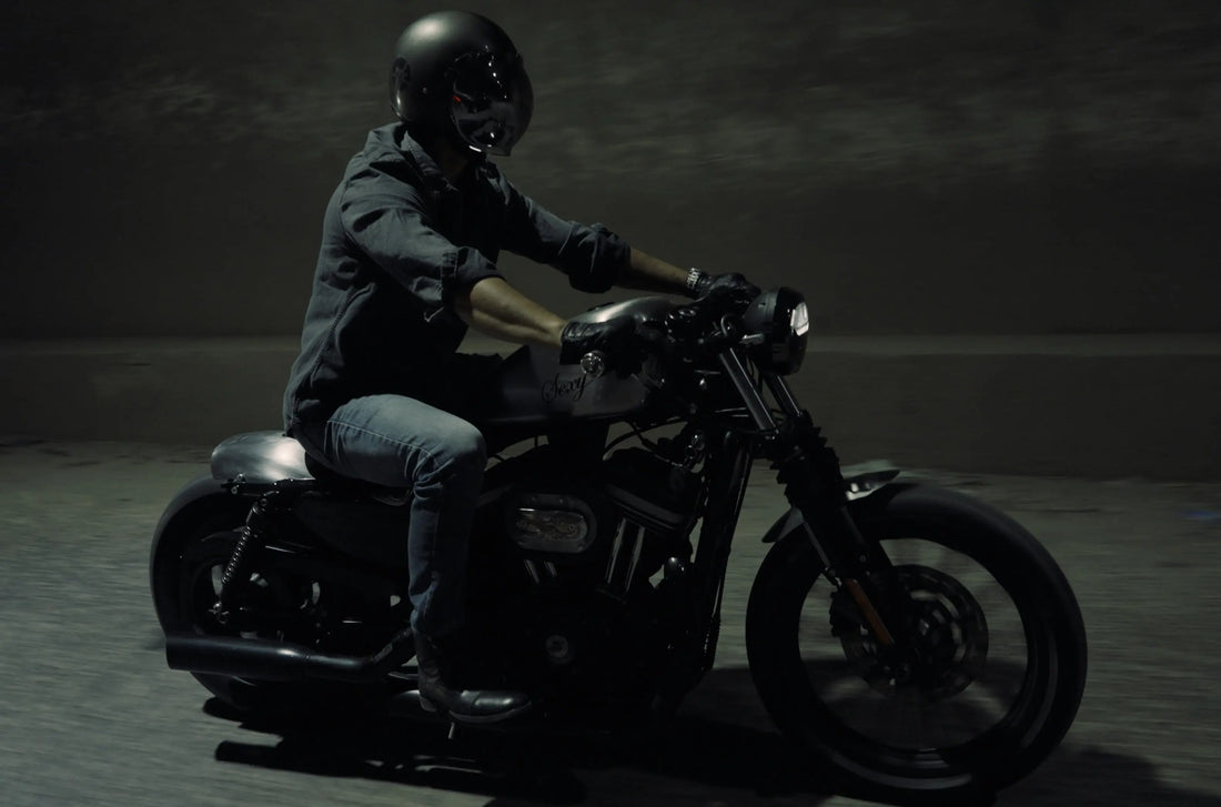 Custom Harley Davidson Iron 883 aka 'SEXY' by Motokraft Customs - Pathpavers