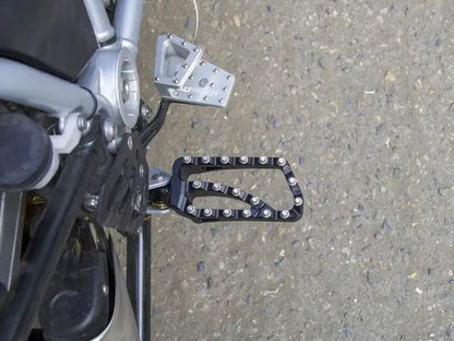 Altrider Adventire II Footpegs For BMW R 1200 GS / R 1250 GS - (Black) 