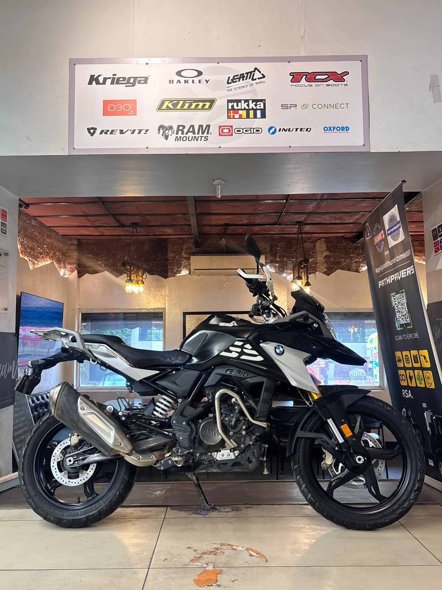 BMW G 310 GS (2023- U.P 14 REGISTERED) FOR SALE 