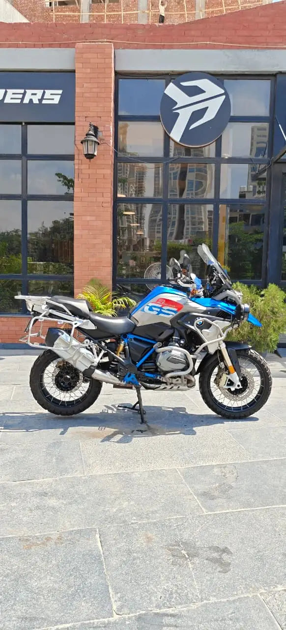 BMW R1200 GS (2018- GUJARAT REGISTERED) FOR SALE 