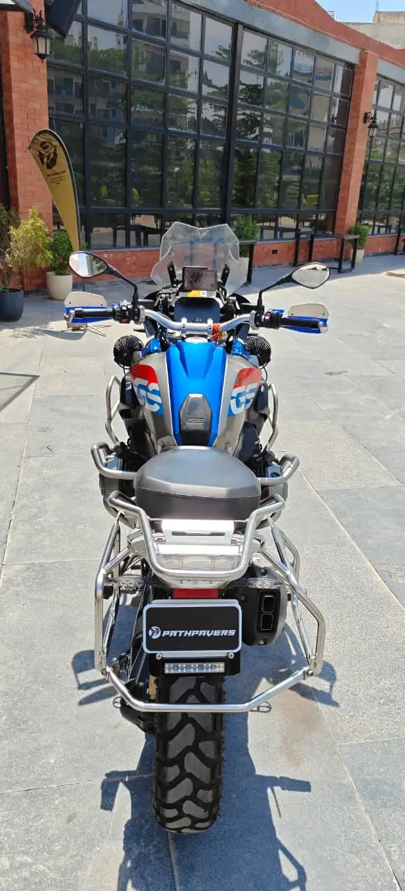 BMW R1200 GS (2018- GUJARAT REGISTERED) FOR SALE 