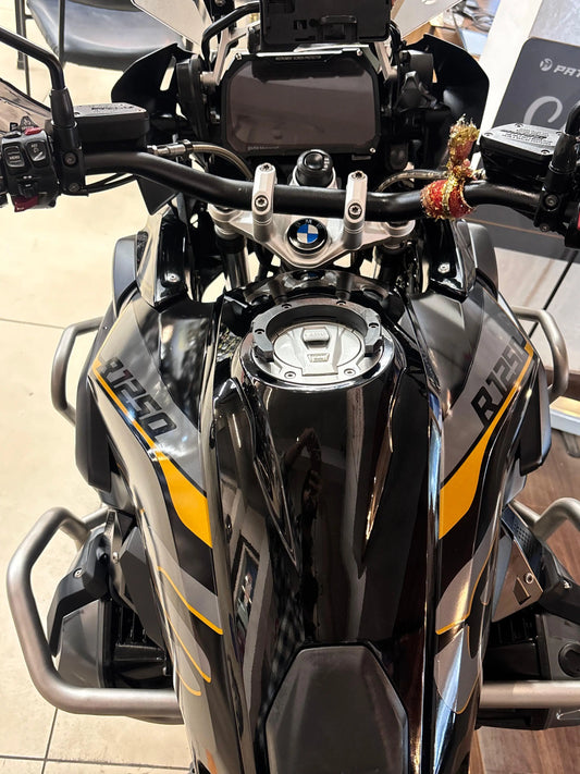 BMW R1250 GS (2020 - DL REGISTERED) FOR SALE 