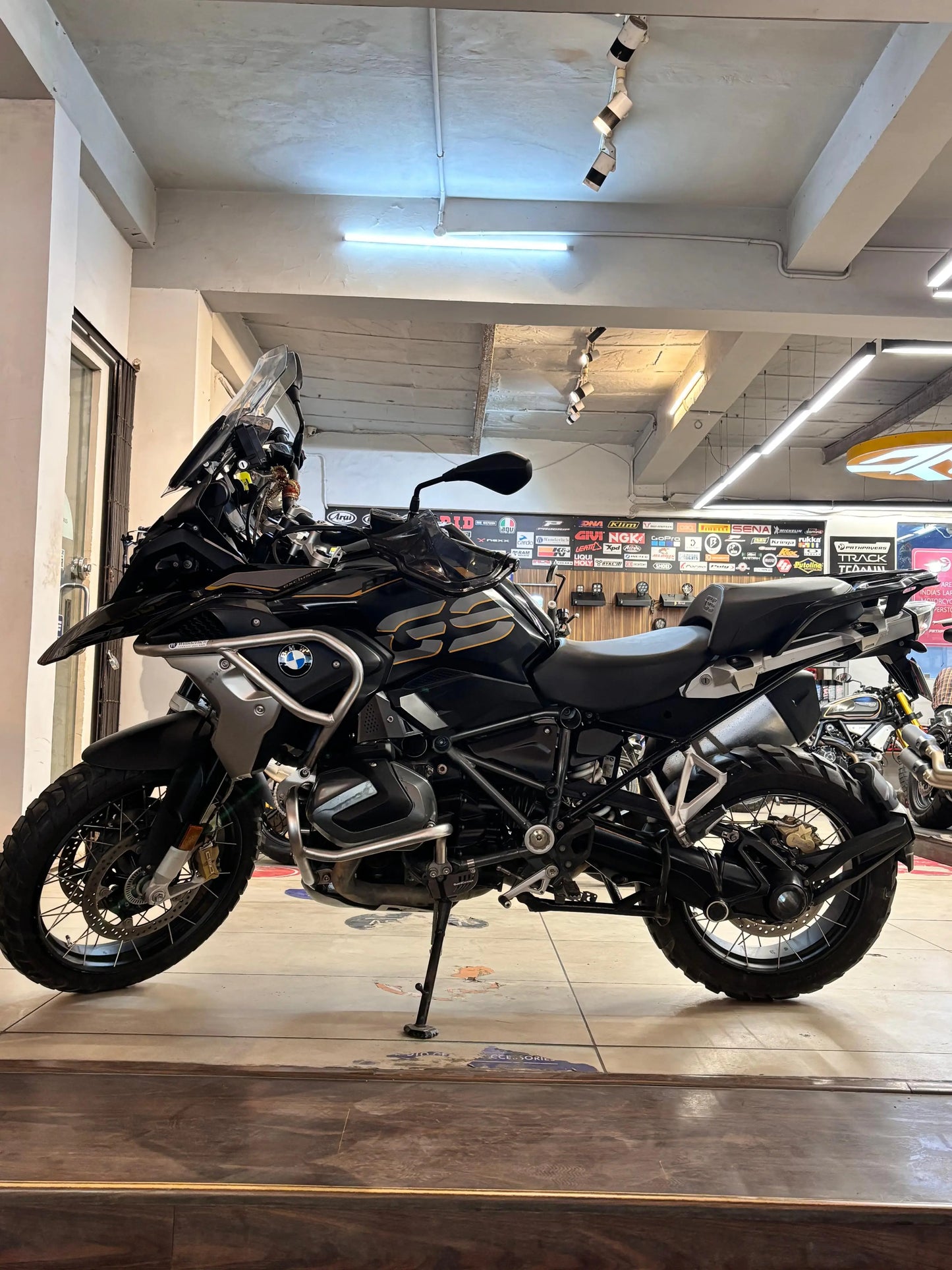 BMW R1250 GS (2020 - DL REGISTERED) FOR SALE