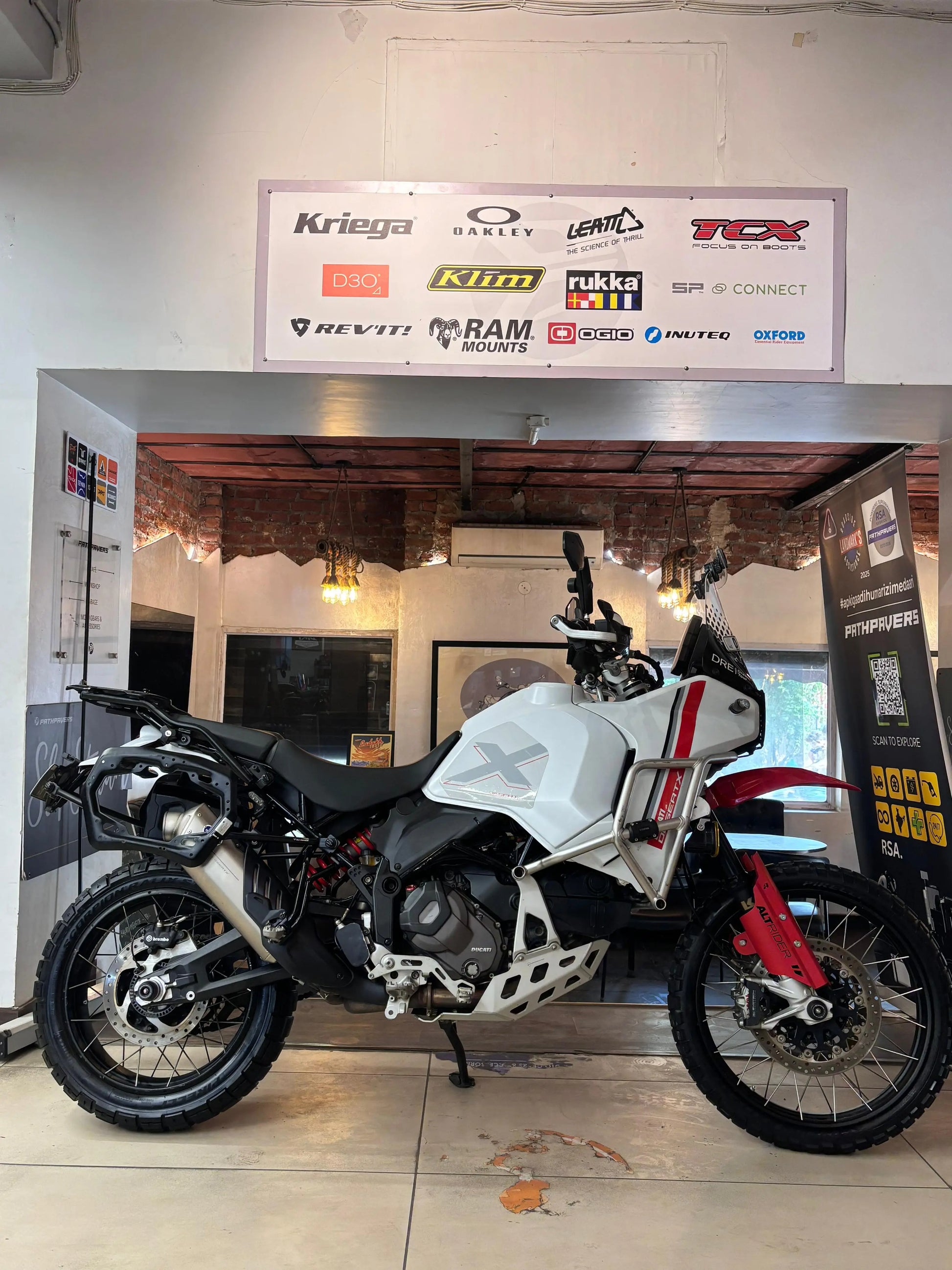 Ducati Desert X (2023- DL REGISTERED) FOR SALE 