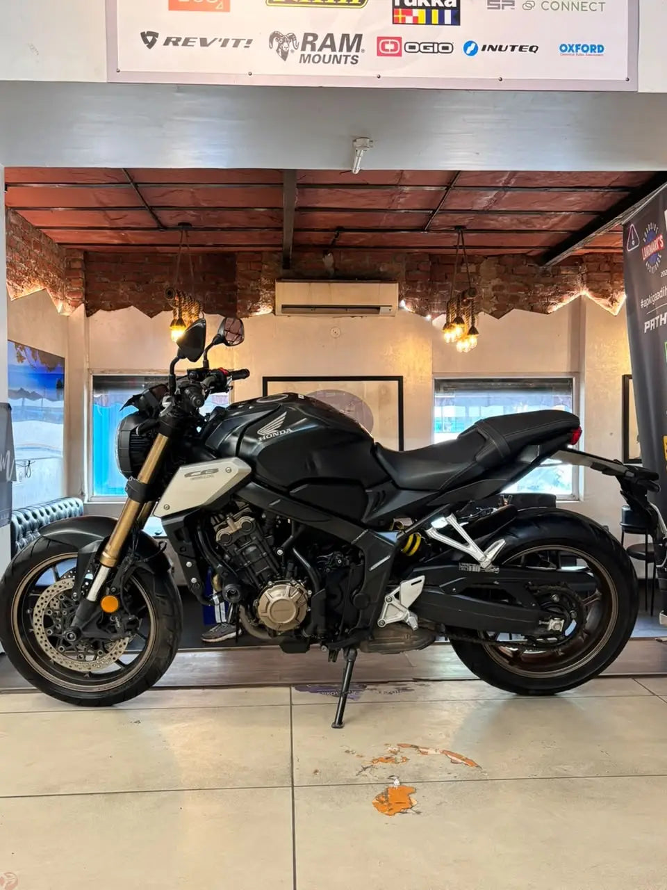 Honda CB 650R (2021- DL REGISTERED) FOR SALE 