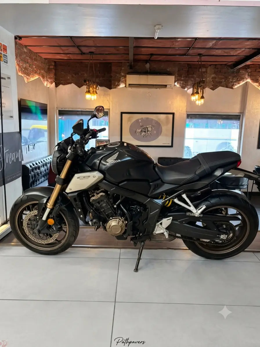 Honda CB 650R (2021- DL REGISTERED) FOR SALE 