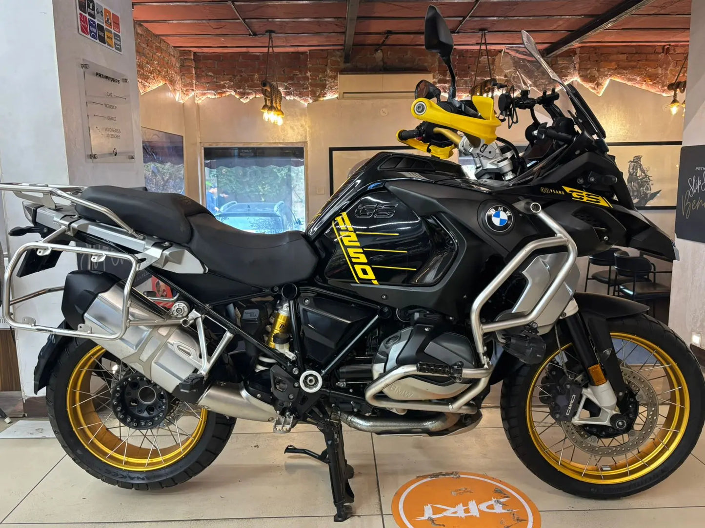 BMW R 1250 GSA- 2022 (GOA REGISTERED) FOR SALE Pathpavers Garage