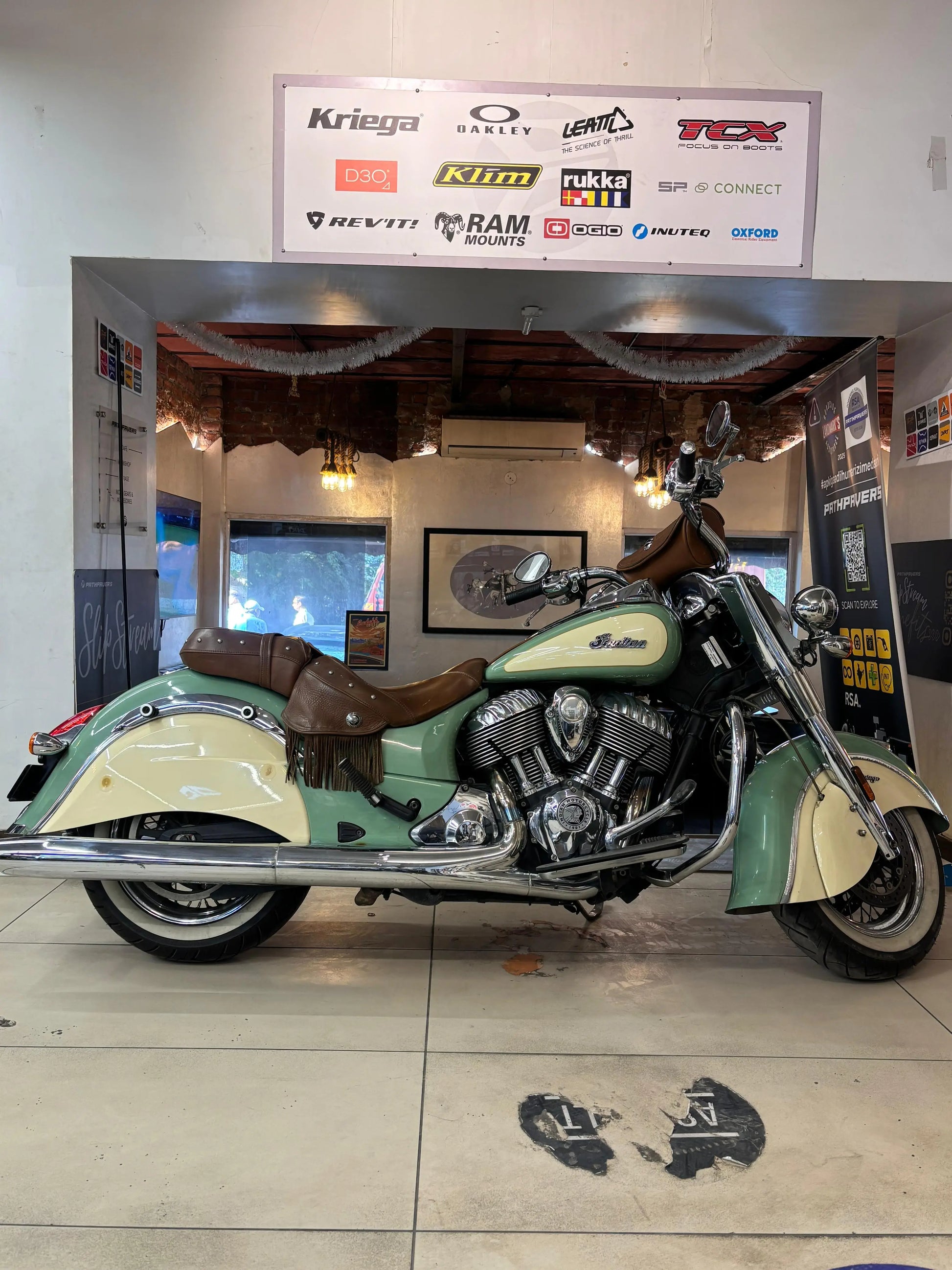 INDIAN CHIEF VINTAGE (2017 - HR REGISTERED) FOR SALE 