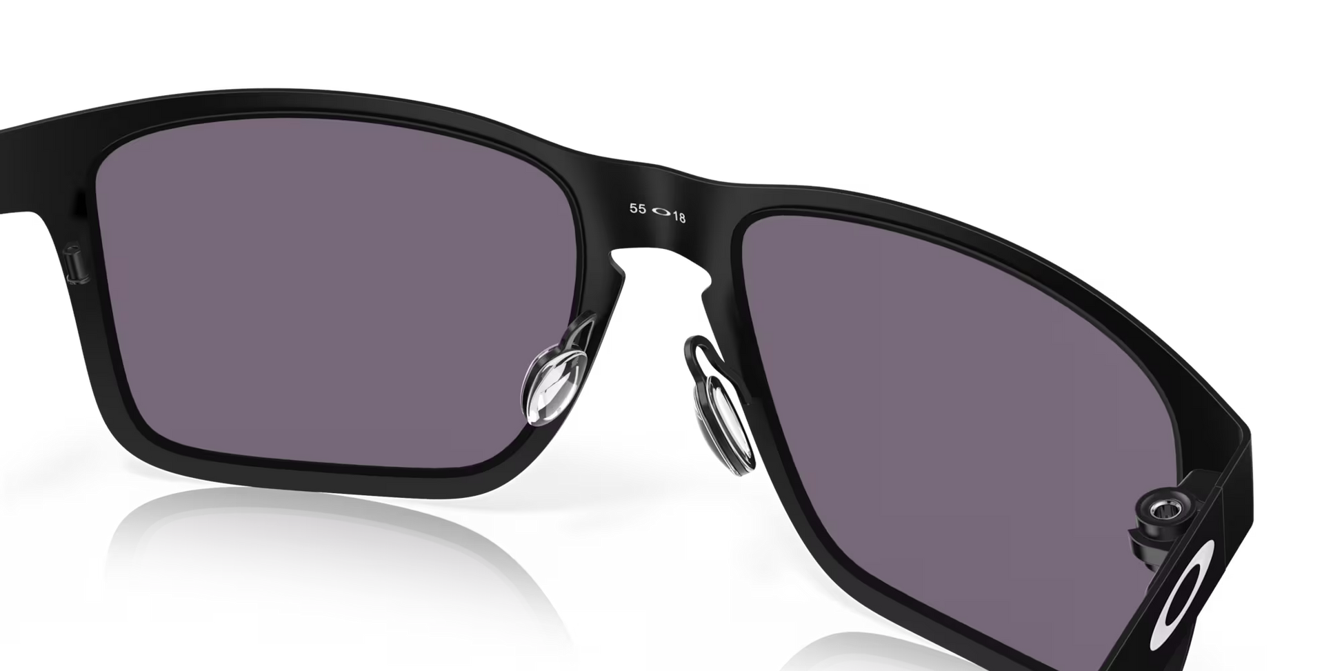 Oakley Holbrook 
