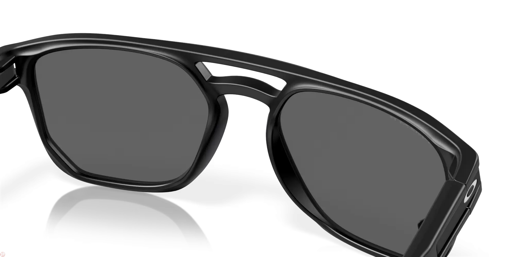 Oakley Latch™ Beta- prizm black polarized Lenses,  matte black Frame 