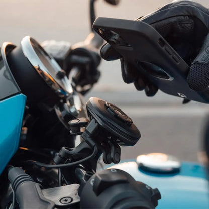 Quad Lock 12V-24V Waterproof Wireless Charging Head - Hardwired, IP67 Rated, Fast Charging, Secure Phone Mount 