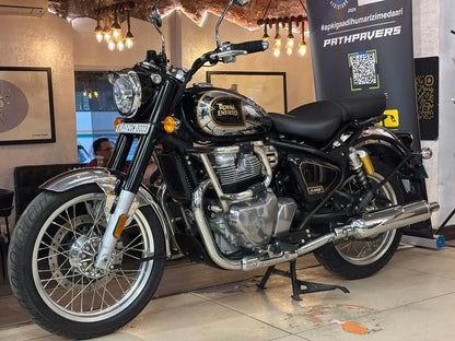 Royal Enfield Classic 650 (2025 - U.P Registered) For Sale 