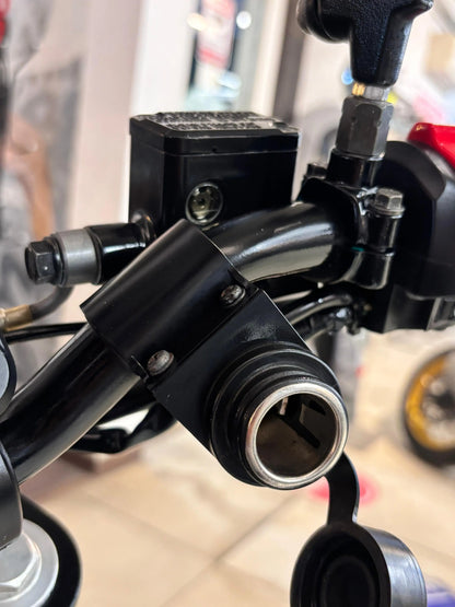 Royal Enfield Scram 411 (2022 - UP REGISTERED) FOR SALE 