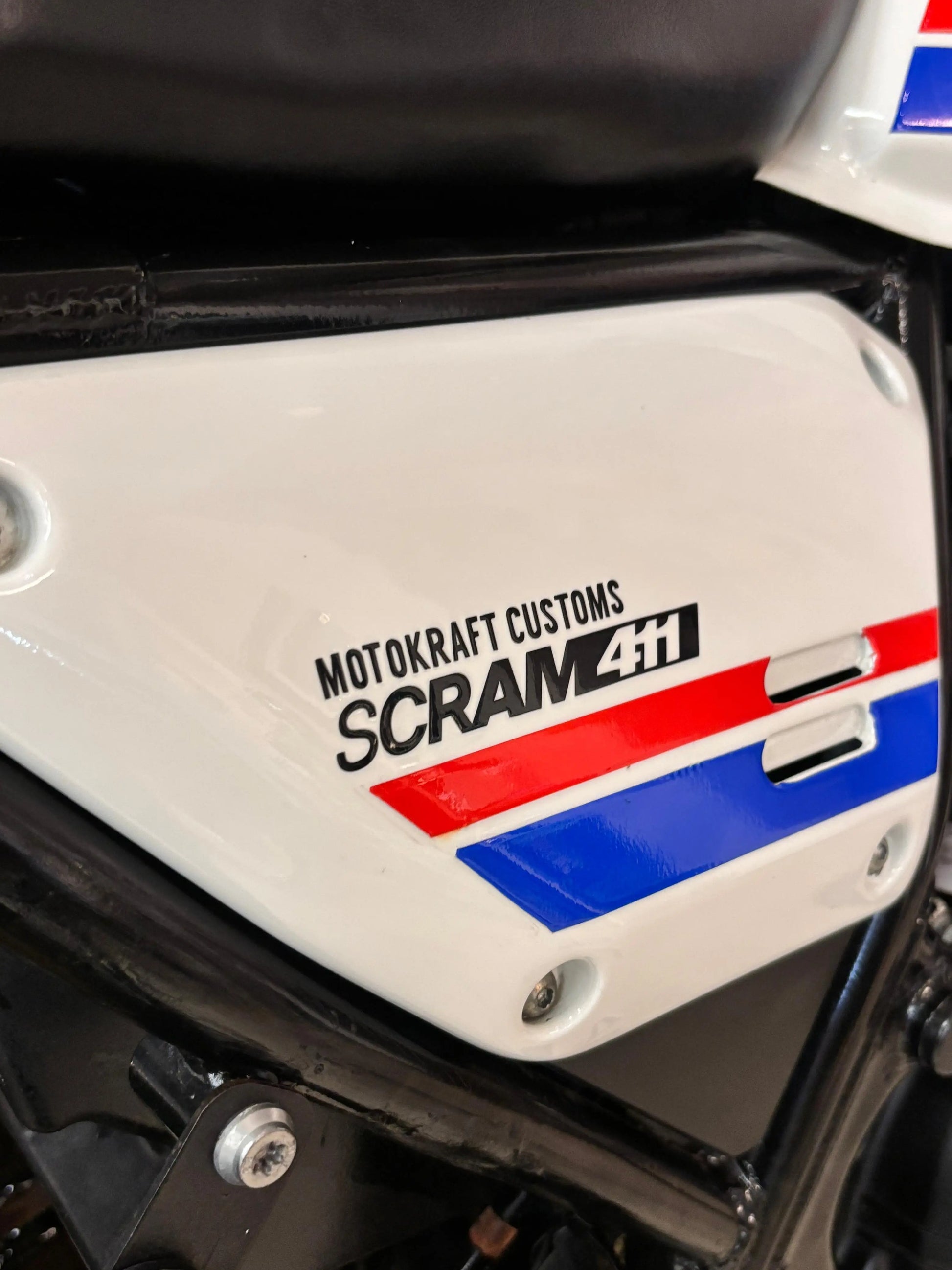 Royal Enfield Scram 411 (2022 - UP REGISTERED) FOR SALE 