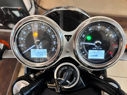Triumph Bonneville T120 (2017- DL REGISTERED) FOR SALE 