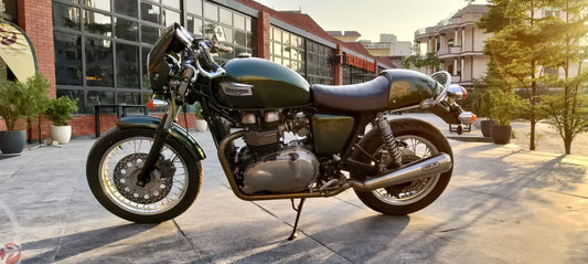 Triumph Thruxton 900 (2015 - Chandigarh Registered) For Sale 