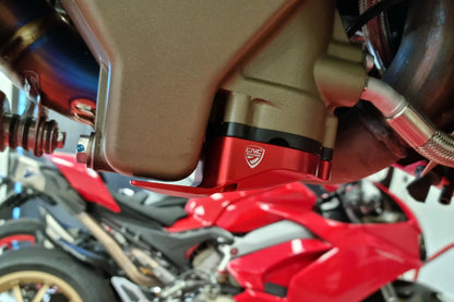 CNC Racing Oil pan protector Ducati Panigale / Streetfighter V4 