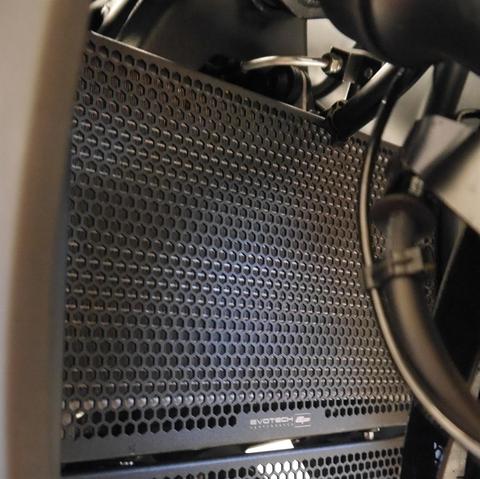 Evotech Performance Yamaha YZF-R3 Radiator Guard (2015 - 2018) Evotech