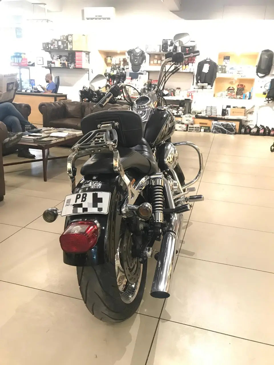 Harley Davidson SuperGlide Custom For Sale (2013 Registered) 