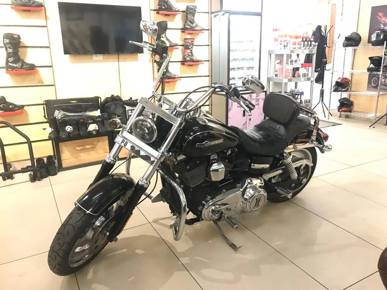 Harley Davidson SuperGlide Custom For Sale (2013 Registered) 