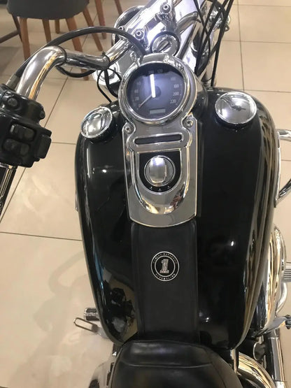 Harley Davidson SuperGlide Custom For Sale (2013 Registered) 