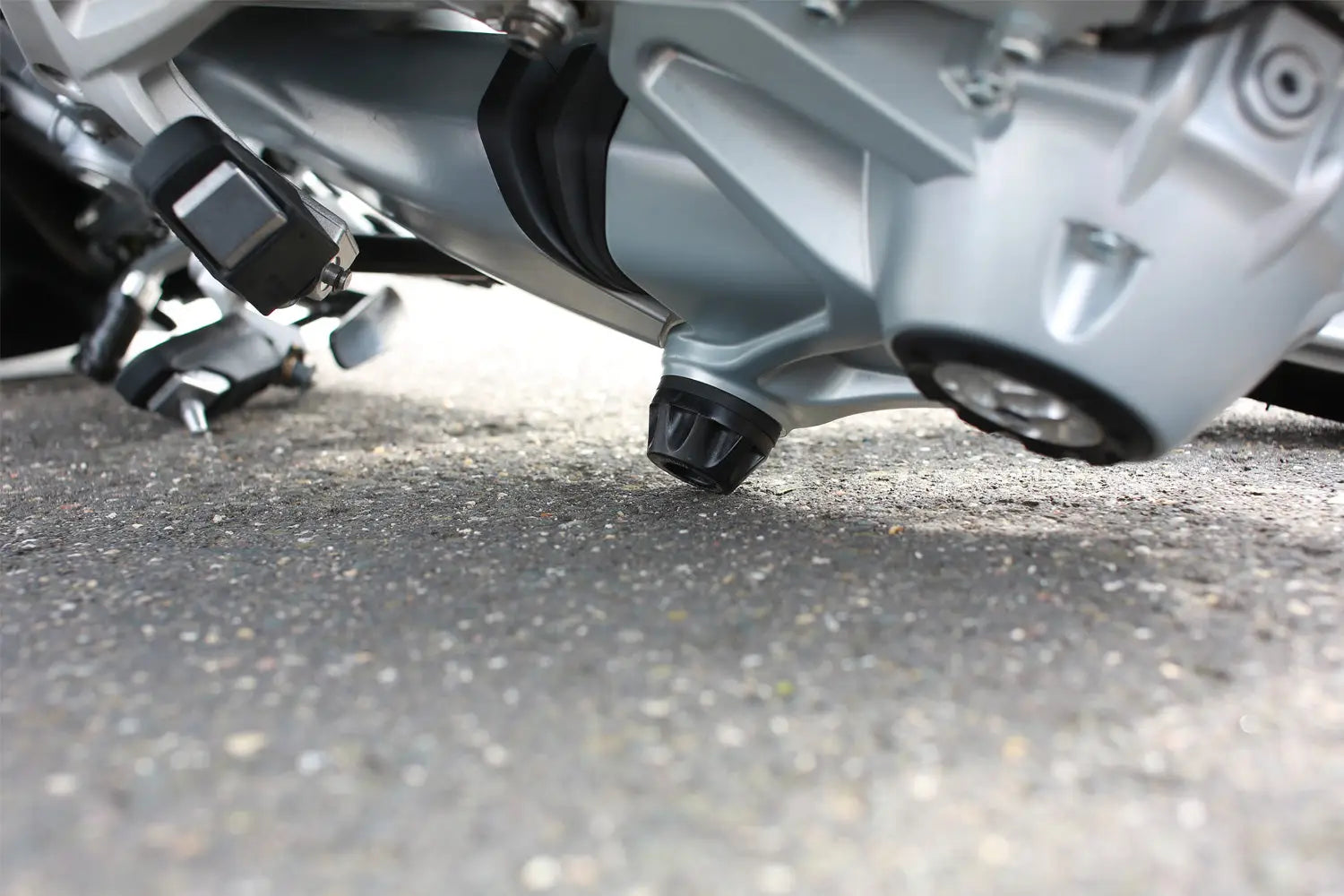 WUNDERLICH SLIDER PARALEVER FOR BMW R SERIES PROTECTION - (REAR) 